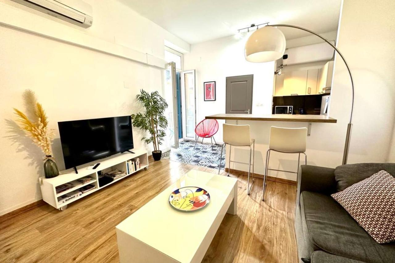 Spacious Cocoon Close To The Beach Аячо Екстериор снимка